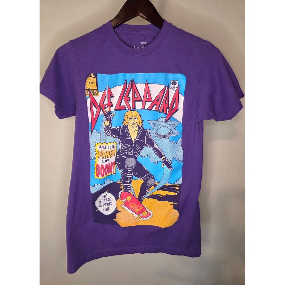 Def Leppard “Women of Doom” Graphic Tee Small 100% Cotton Band Shirt